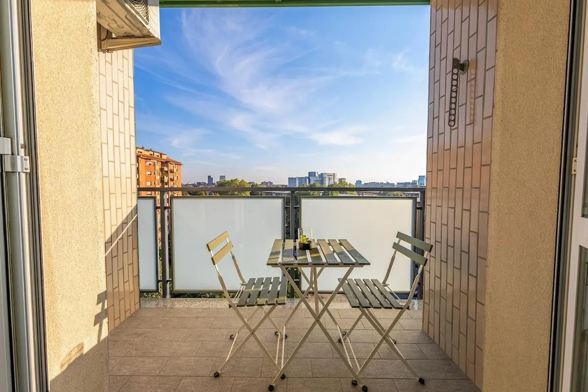 דירות מילאנו Easy Parking - 5 Min To Metro - Balcony - Quiet